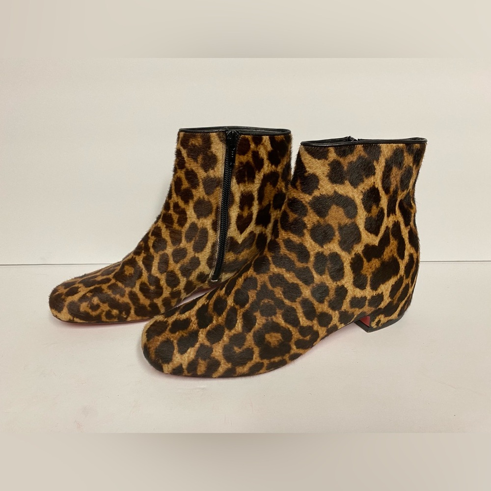 Christian Louboutin ankle boots flat low heel ponyhair leopard 35.5